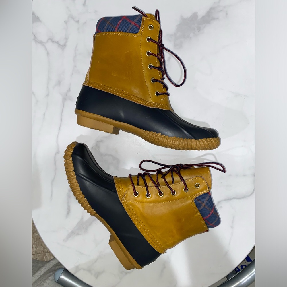 Storm by Cougar Winter Boots – Size 8